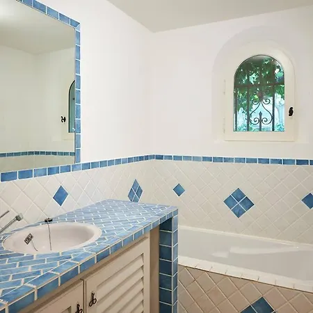 Lovelydays • 6br With Pool 度假居