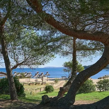 Lovelydays • 6br With Pool * Saint-Tropez