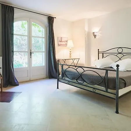Lovelydays • 6br With Pool Holiday home Saint-Tropez